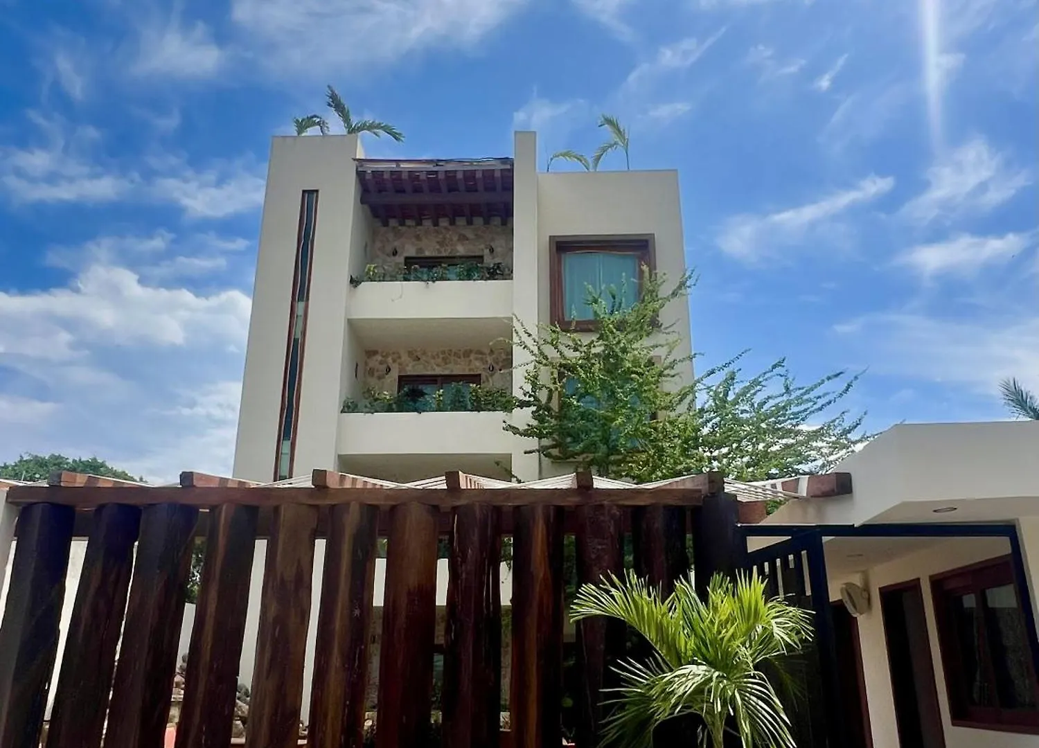 Ha'As Naj Suites Bananas Playa del Carmen Mexico