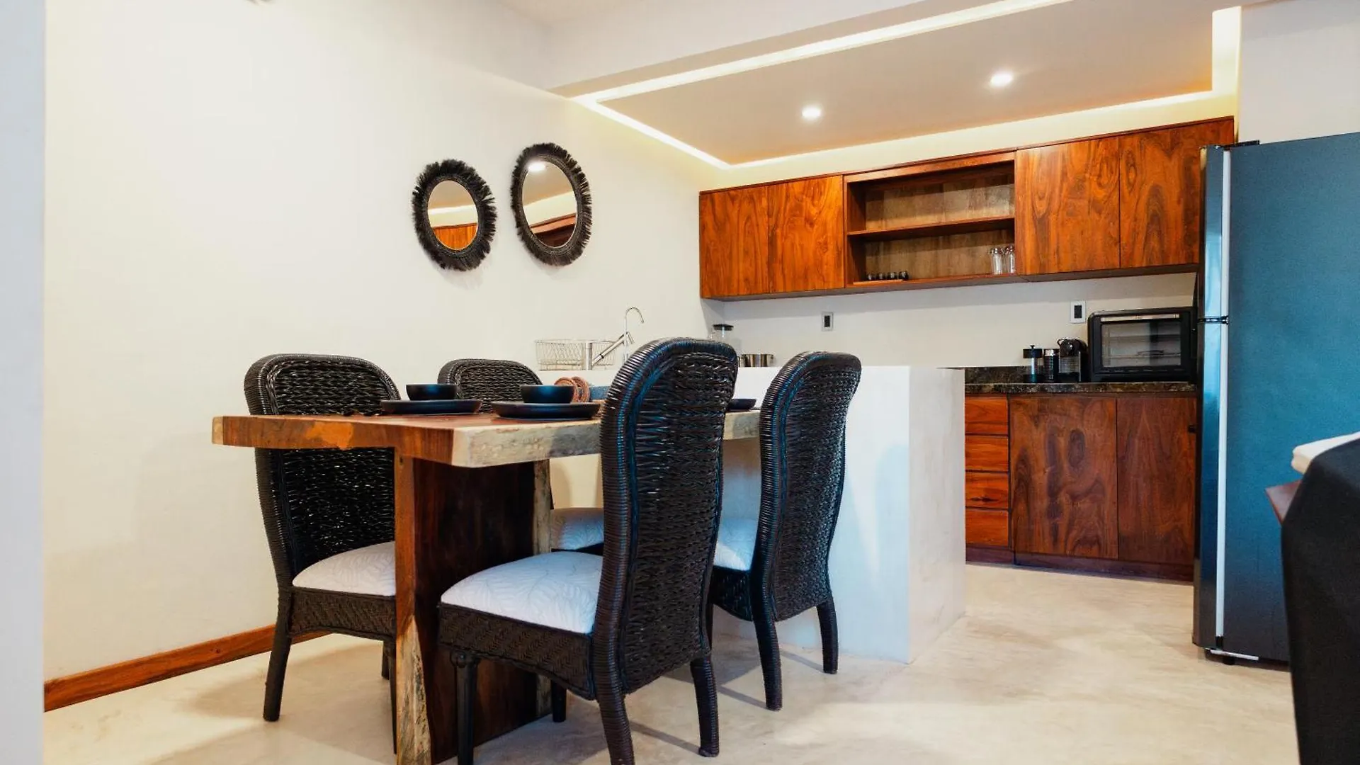 Ha'As Naj Suites Bananas Playa del Carmen Aparthotel