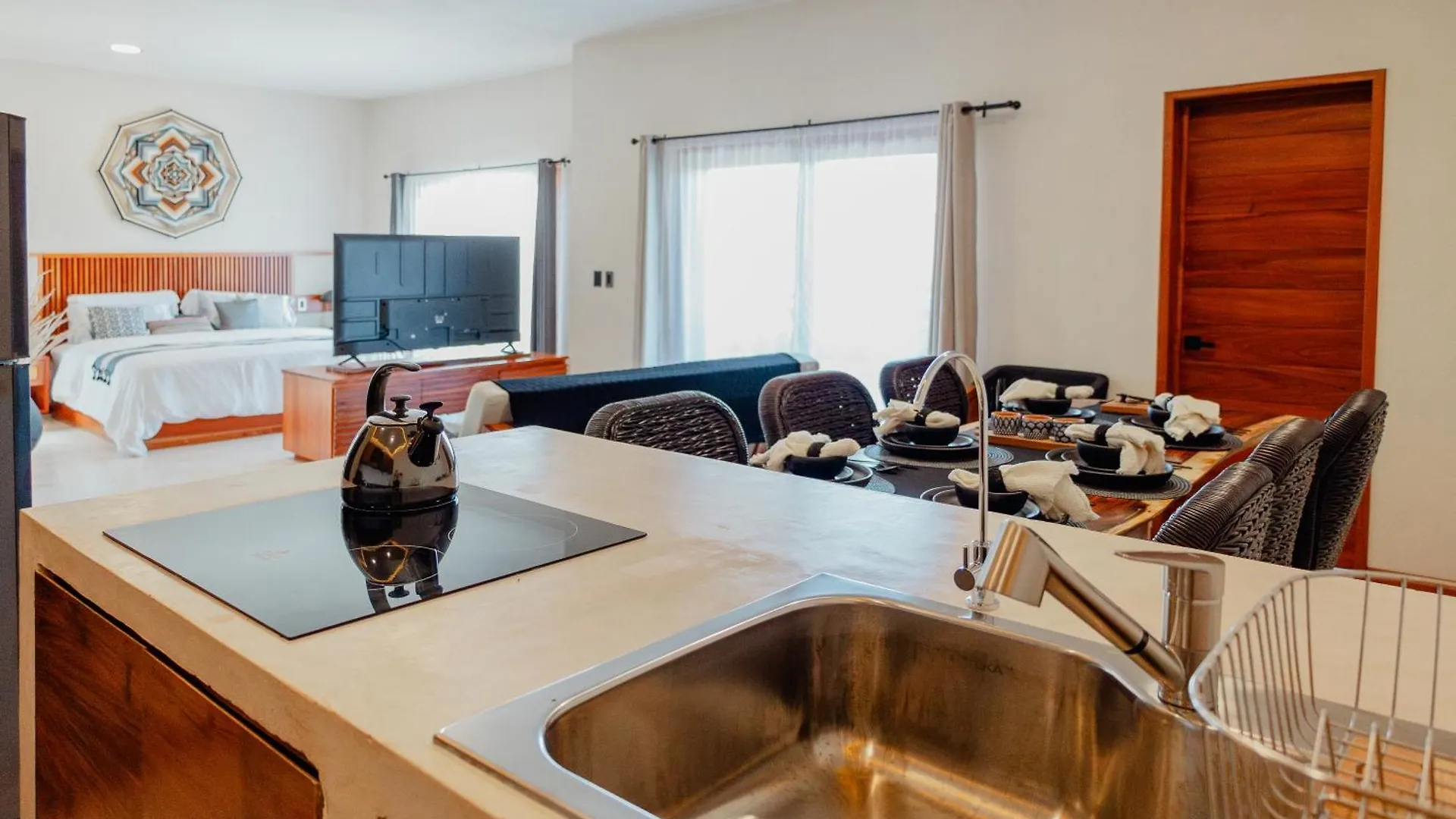 Ha'As Naj Suites Bananas Playa del Carmen Mexiko